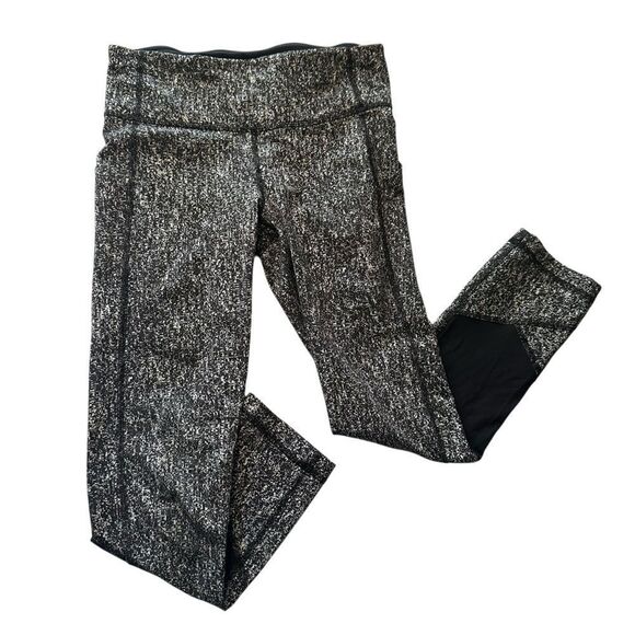 Lululemon Pace Rival Crop Black White size 4 - Picture 2 of 7